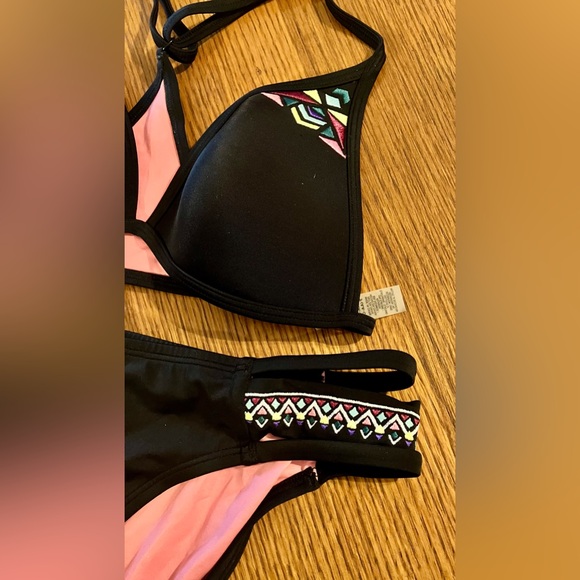 VS Pink bikini, NWOT - Picture 3 of 9